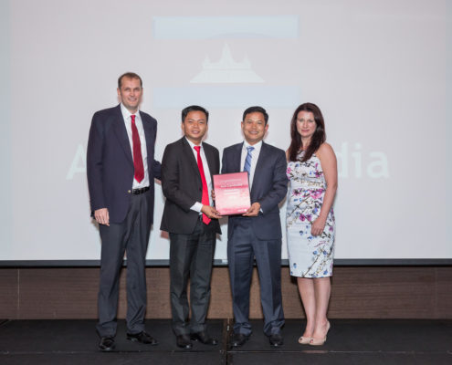 Receiving Avis Outstanding Achievement Award 2016