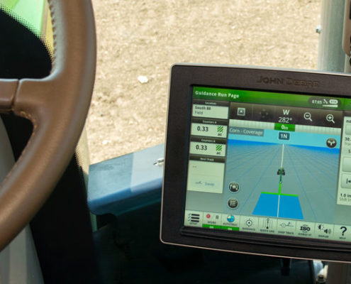 The John Deere 4640 Universal Display utilizes the John Deere Generation 4 Operating System