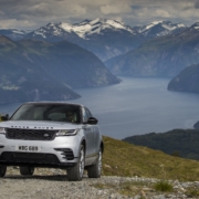 AWARD-WINNING RANGE ROVER VELAR